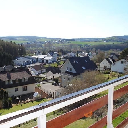 Delightful Villa In Gerolstein With Private Garden エクステリア 写真