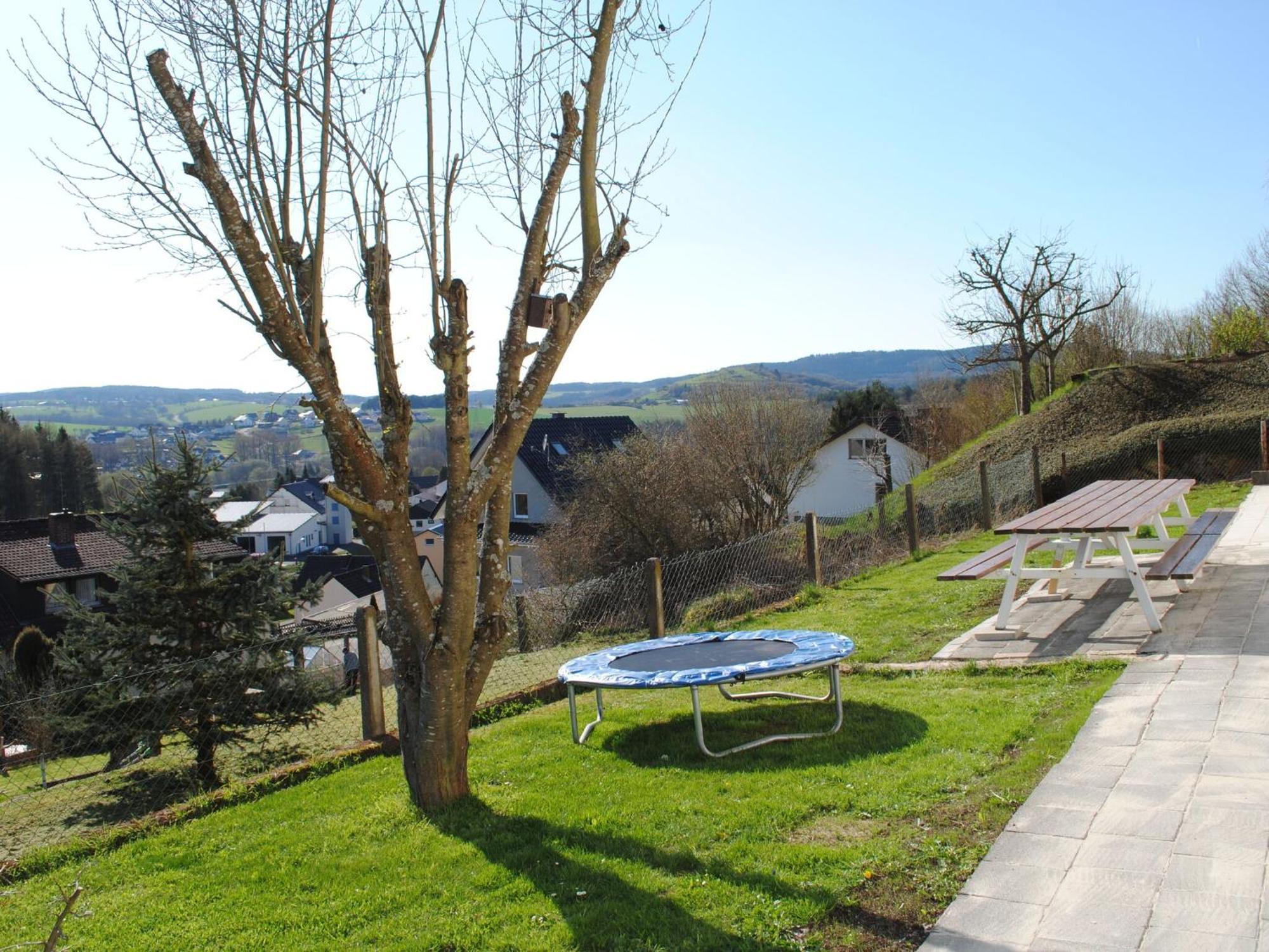 Delightful Villa In Gerolstein With Private Garden エクステリア 写真