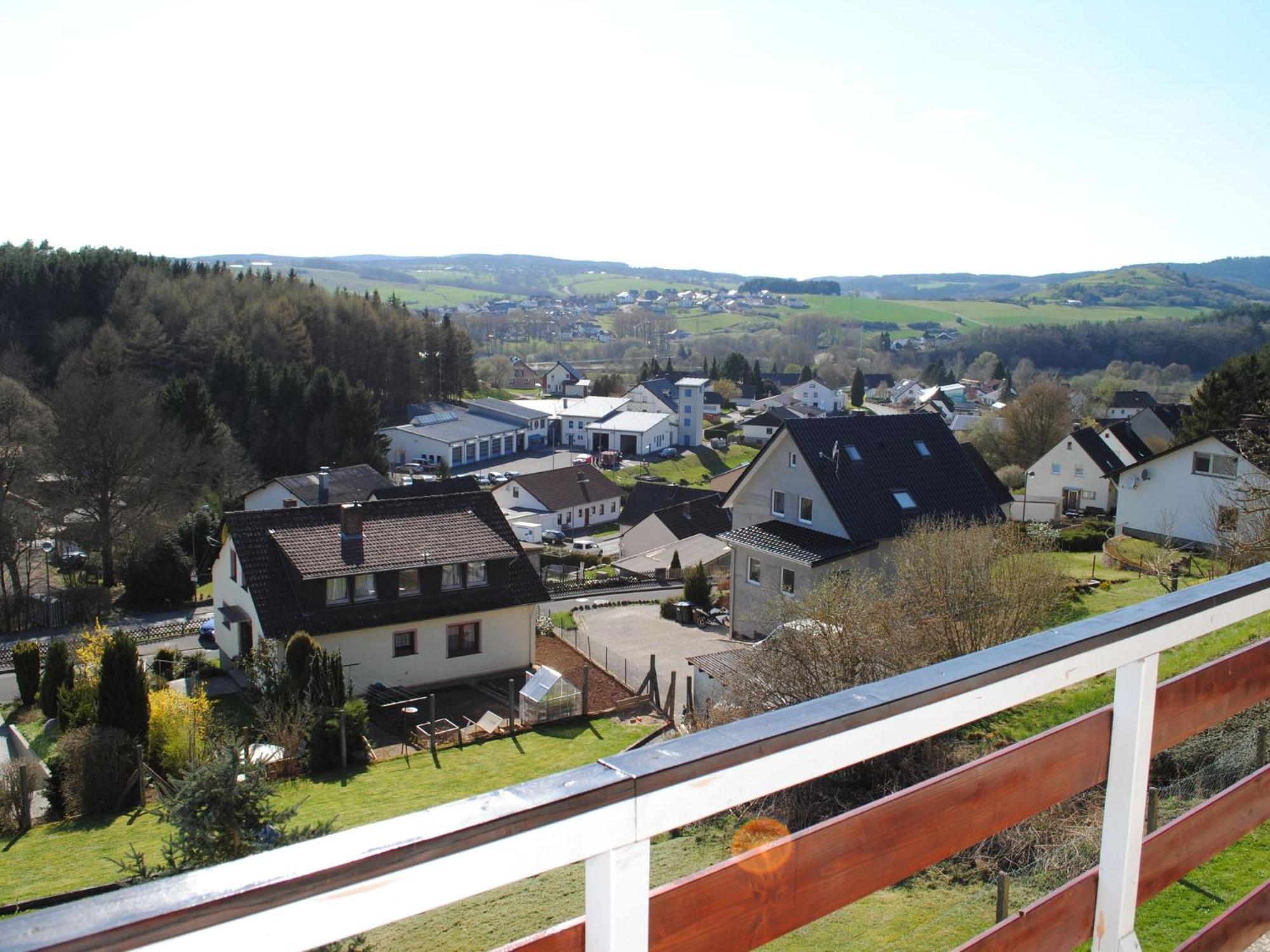 Delightful Villa In Gerolstein With Private Garden エクステリア 写真